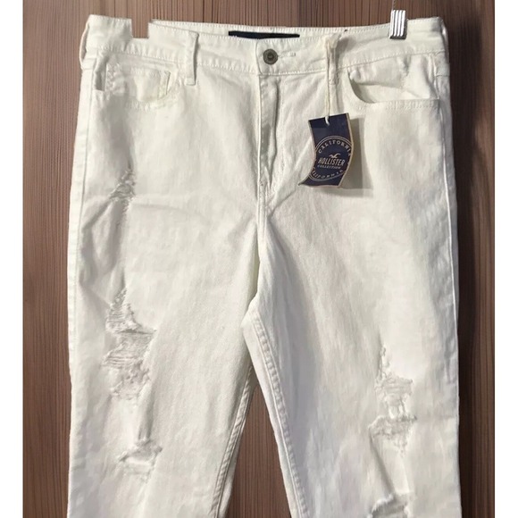 NWT Hollister Crop High Rise Jeans White Distressed Size 11 / 30 - Picture 3 of 8